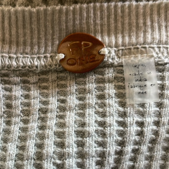 Free People One Crop Top With Lace Up Neckline Size M - Picture 6 of 10